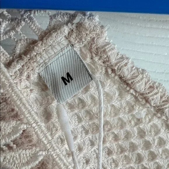 Chic Lace Detail Women's Tank Top - Picture 5 of 8